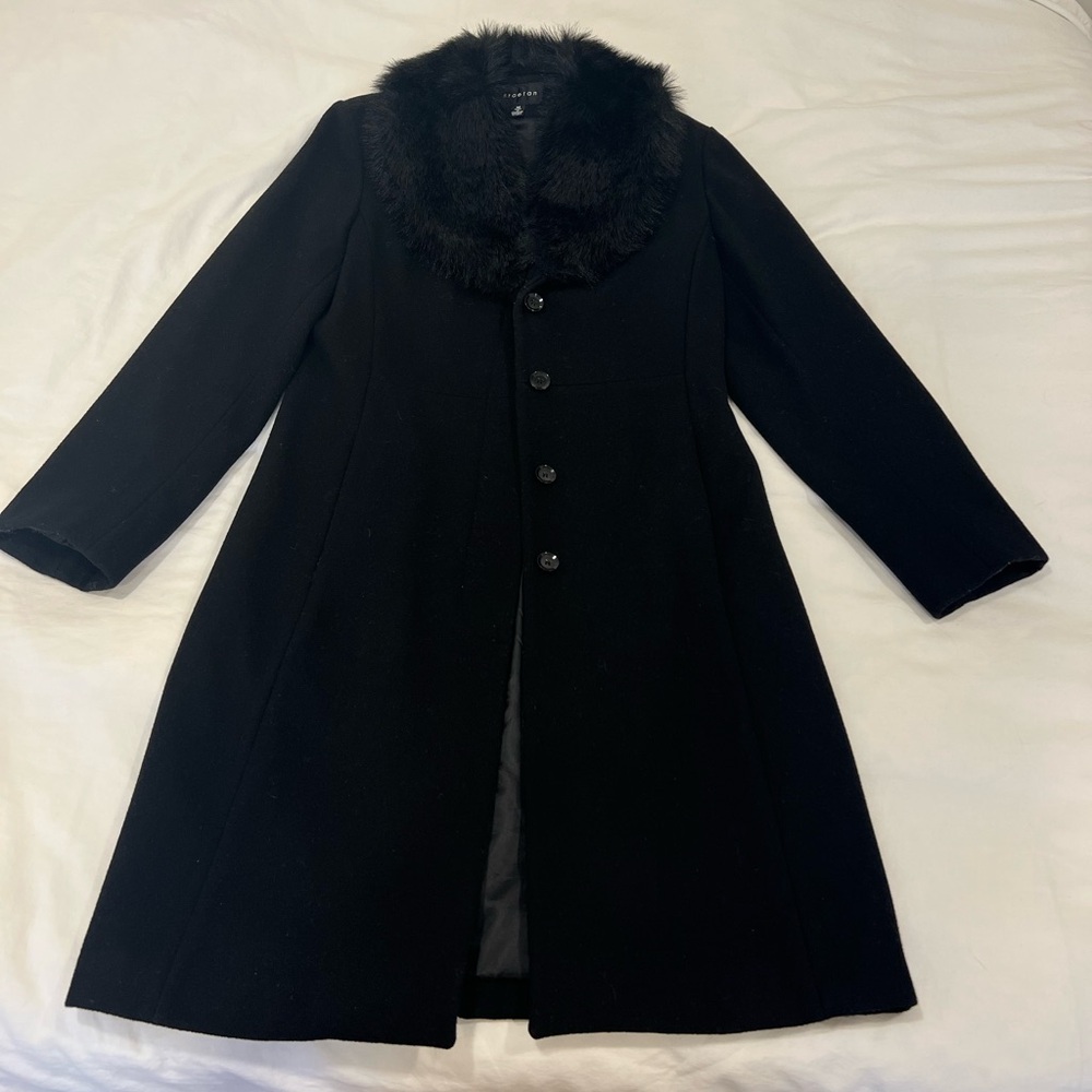 Black long winter coat with fur collar